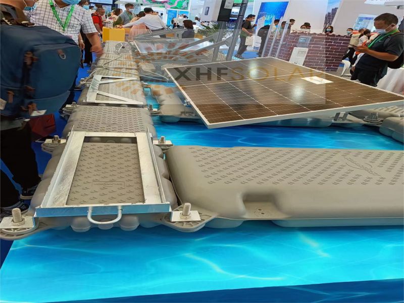 Imágenes de exhibición de montaje fotovoltaico flotante solar