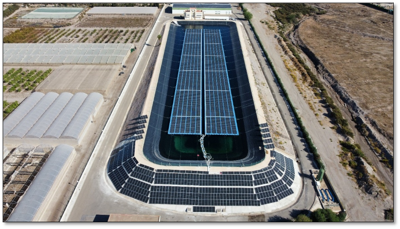 panel solar flotante