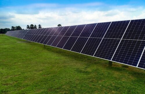 Solar de montaje en tierra de un solo poste